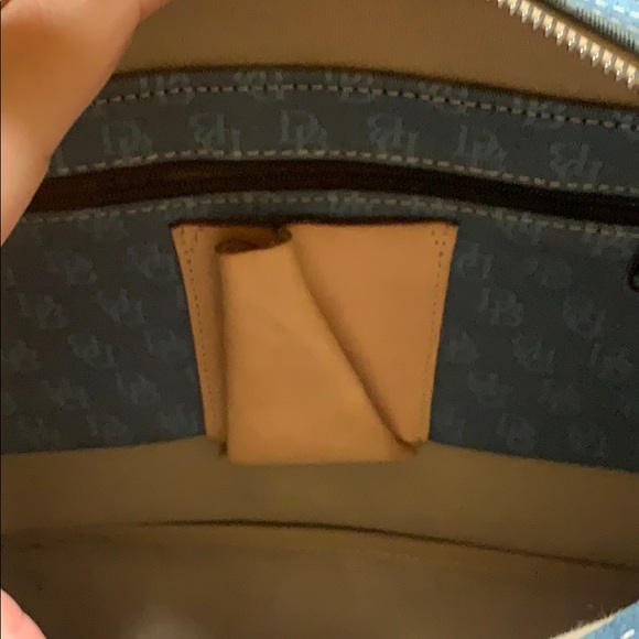 Dooney & Bourke bag - Picture 2 of 2